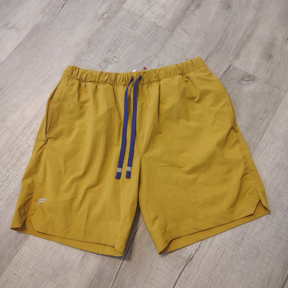 Fabletics Mens Mustard Yellow Lined Athletic Training Gym Shorts Size Large 7in